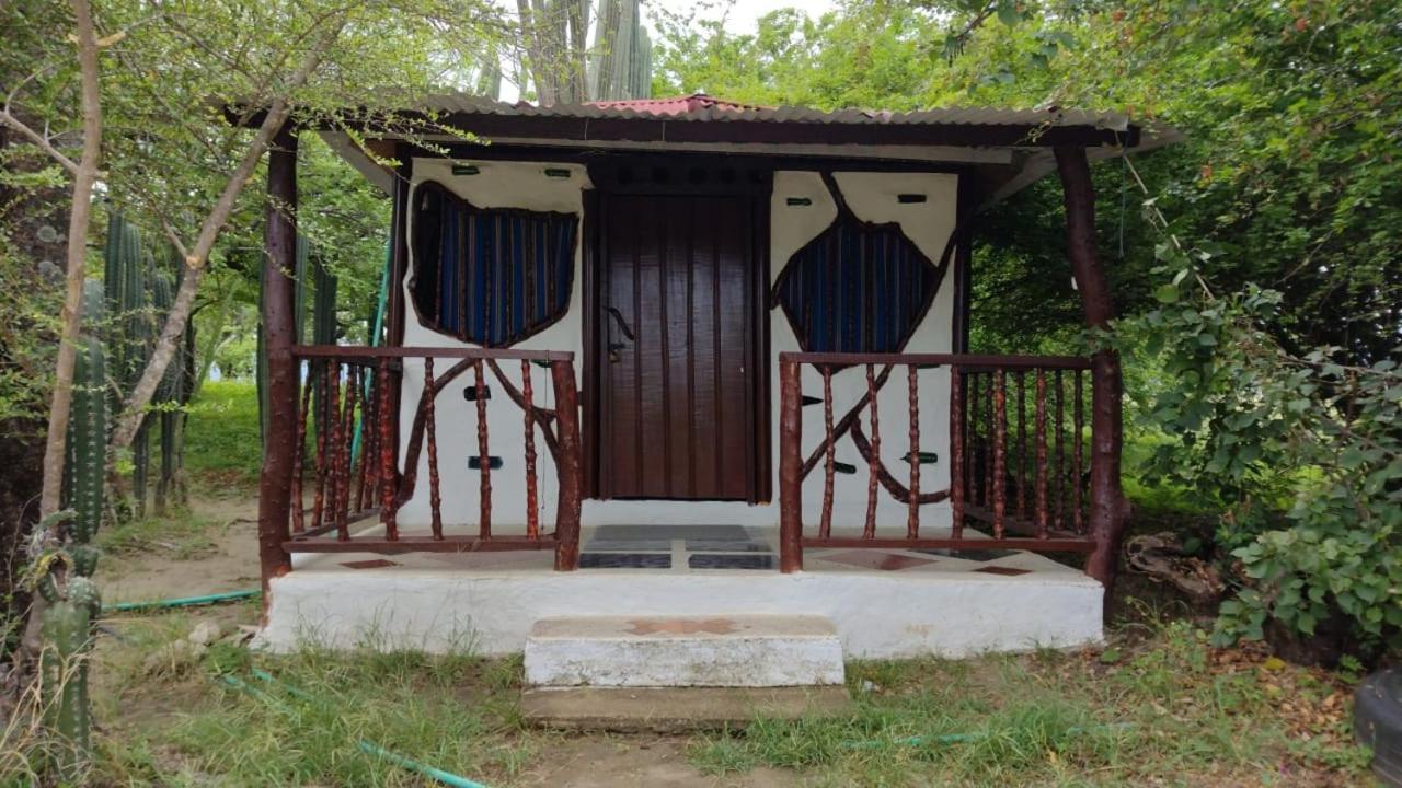 El Penon De Constantino - Tatacoa Hotel Villavieja Exterior foto