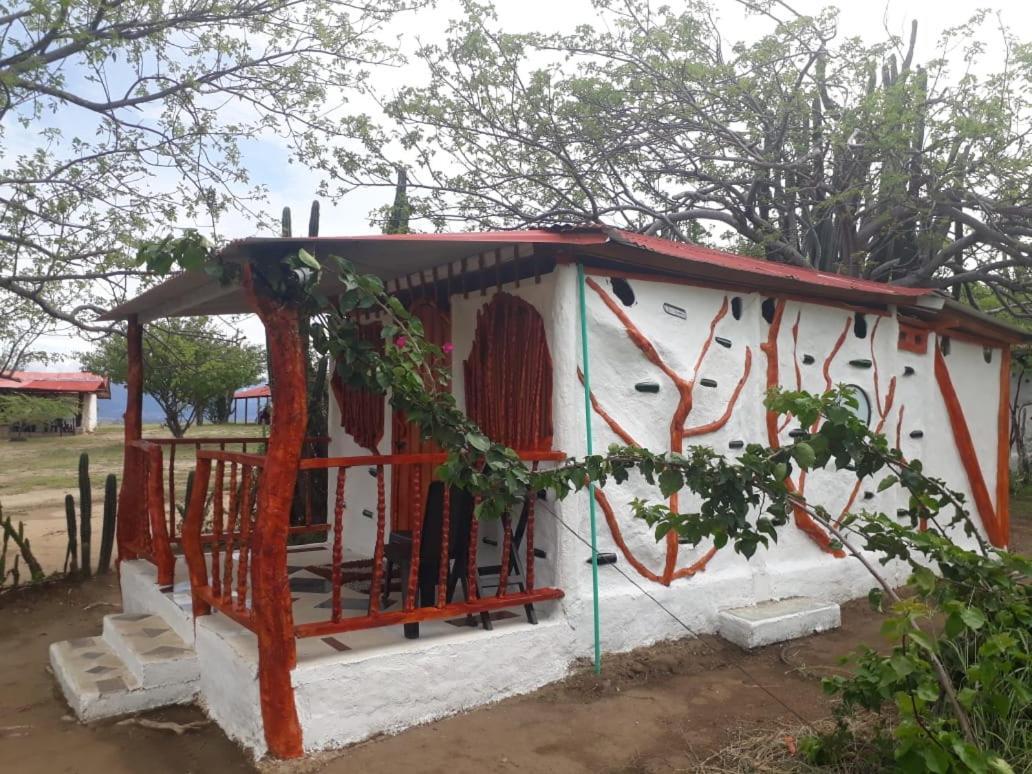 El Penon De Constantino - Tatacoa Hotel Villavieja Exterior foto